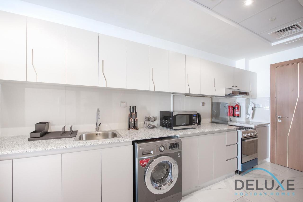 Intimate Studio At Millennium Binghatti Residence Business Bay By Deluxe Holiday Homes Dubai Exterior photo